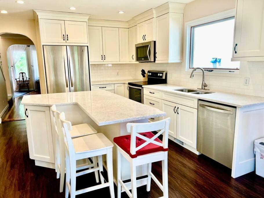 Crescent Heights Majesty Vila YYC Exterior foto