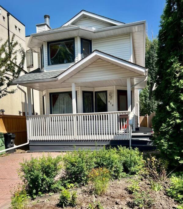Crescent Heights Majesty Vila YYC Exterior foto